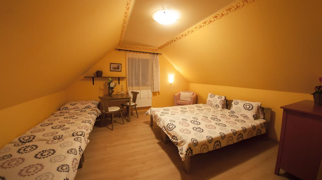 Penzion Zatisi Mikulov Ruang foto